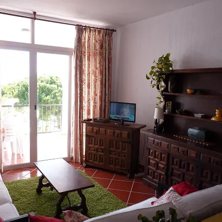 Verdemar Nerja Canovas *